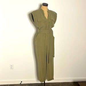 Soft rayon with shoulder pads jumpsuit